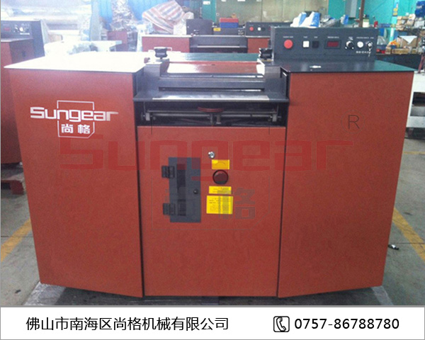 PU发泡材料分层机